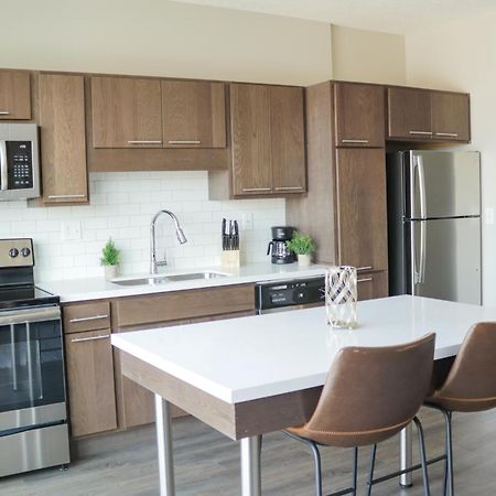 Sleepover Premier Downtown Des Moines Apartments Ngoại thất bức ảnh