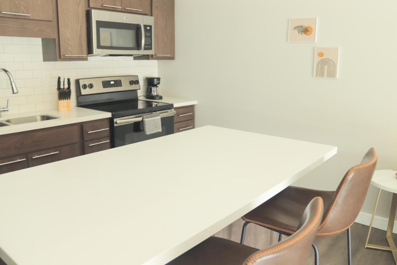 Sleepover Premier Downtown Des Moines Apartments Ngoại thất bức ảnh