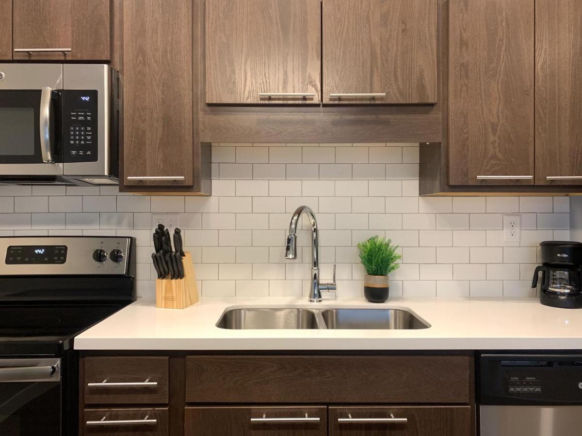Sleepover Premier Downtown Des Moines Apartments Ngoại thất bức ảnh