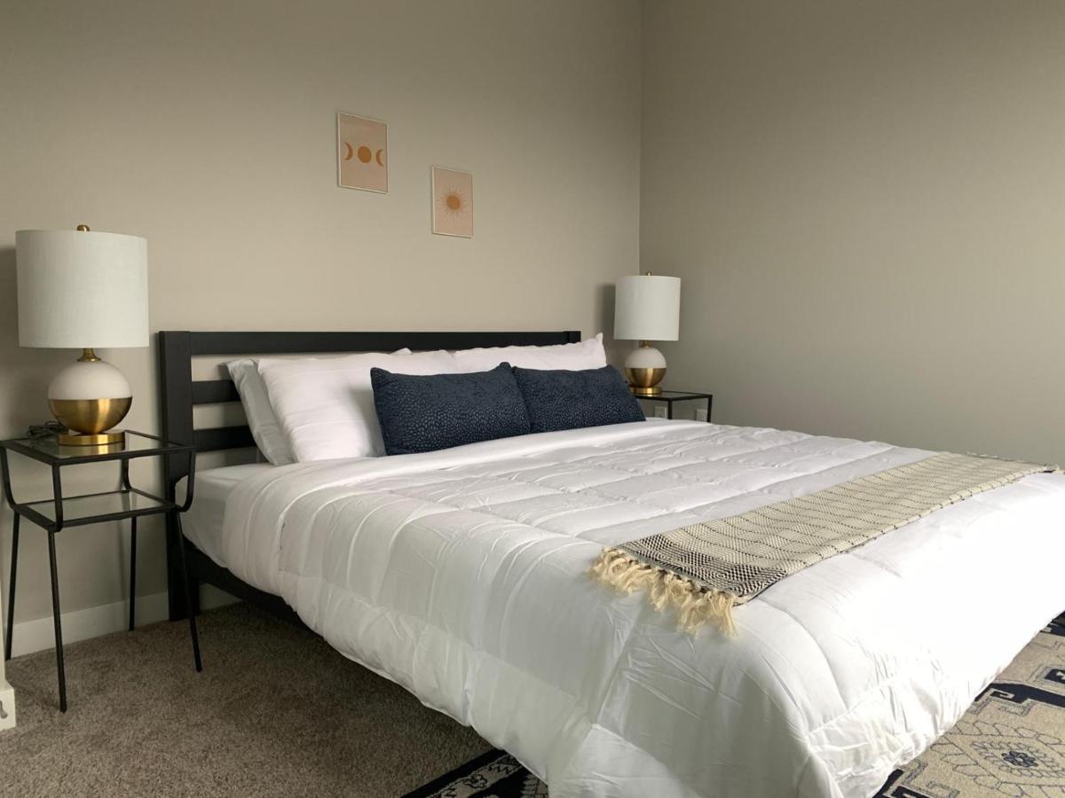 Sleepover Premier Downtown Des Moines Apartments Ngoại thất bức ảnh
